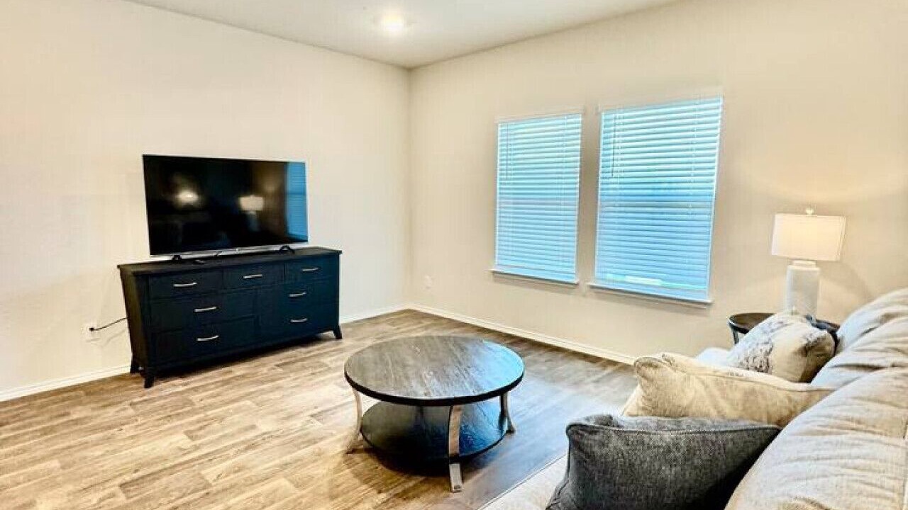 Photo of Livingroom in Medina Valley