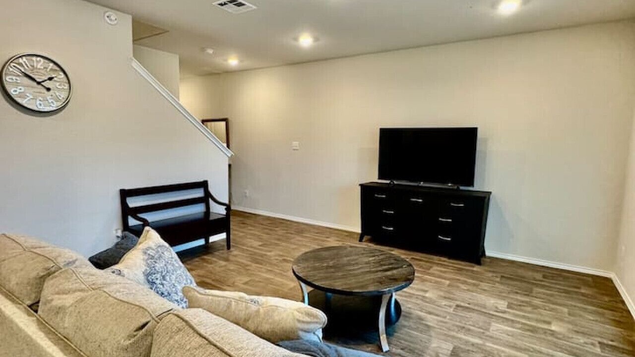 Photo of Livingroom in Medina Valley