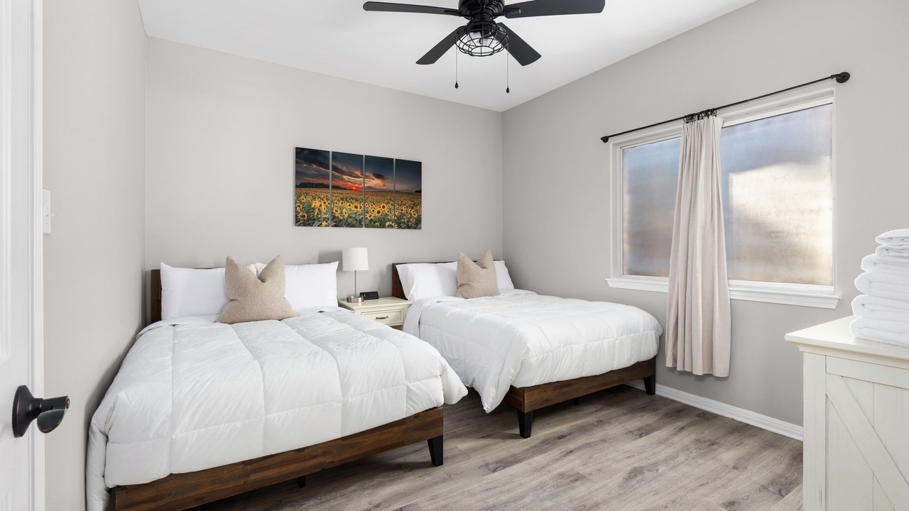 Photo of Bedroom in Round Mountain