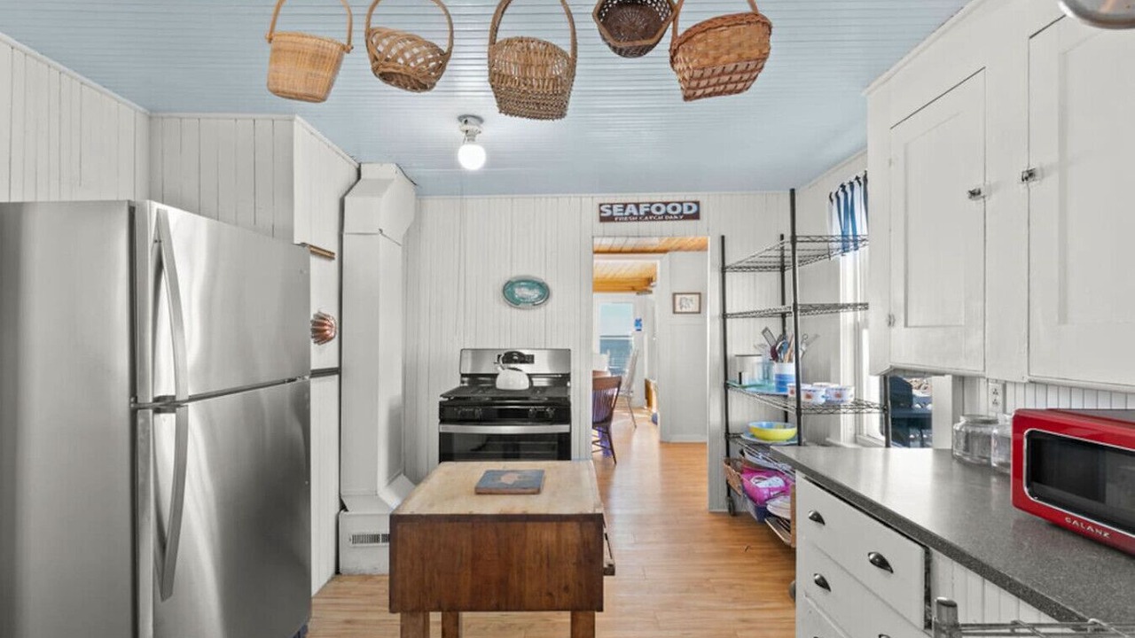 Photo of Kitchen in Silver Beach