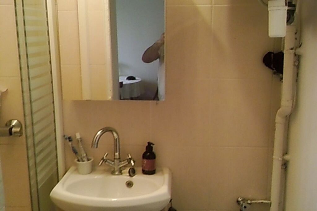 Photo of Bathroom in La Varenne Saint-Hilaire