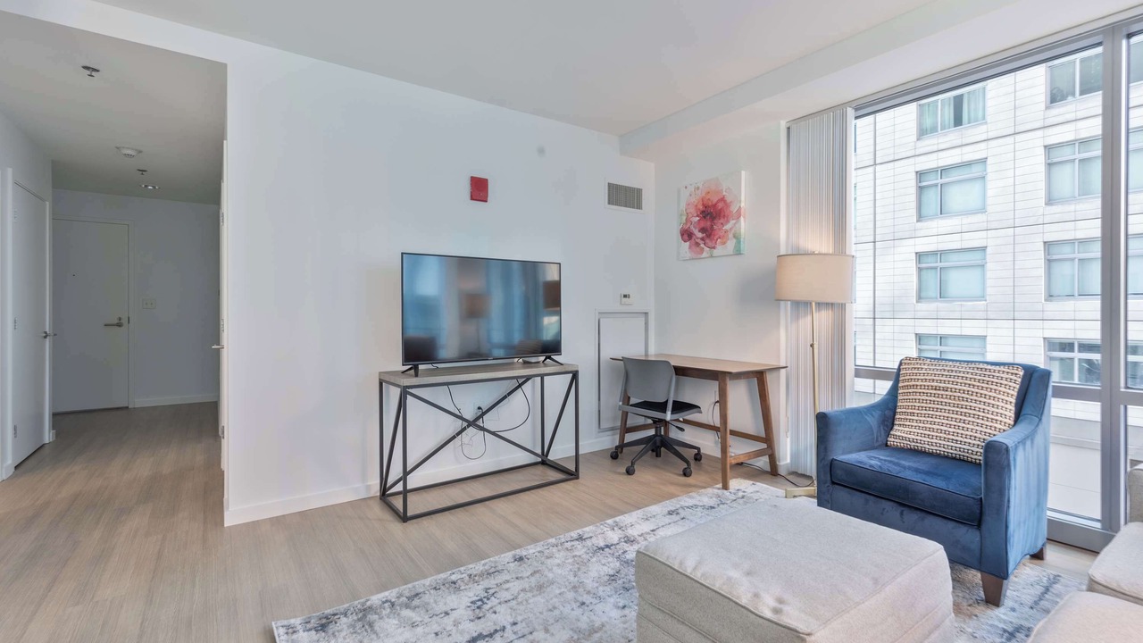 Photo of Livingroom in East Cambridge