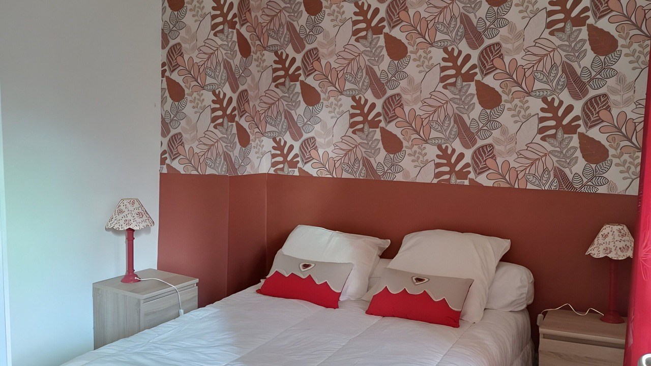 Photo of Bedroom in Erce