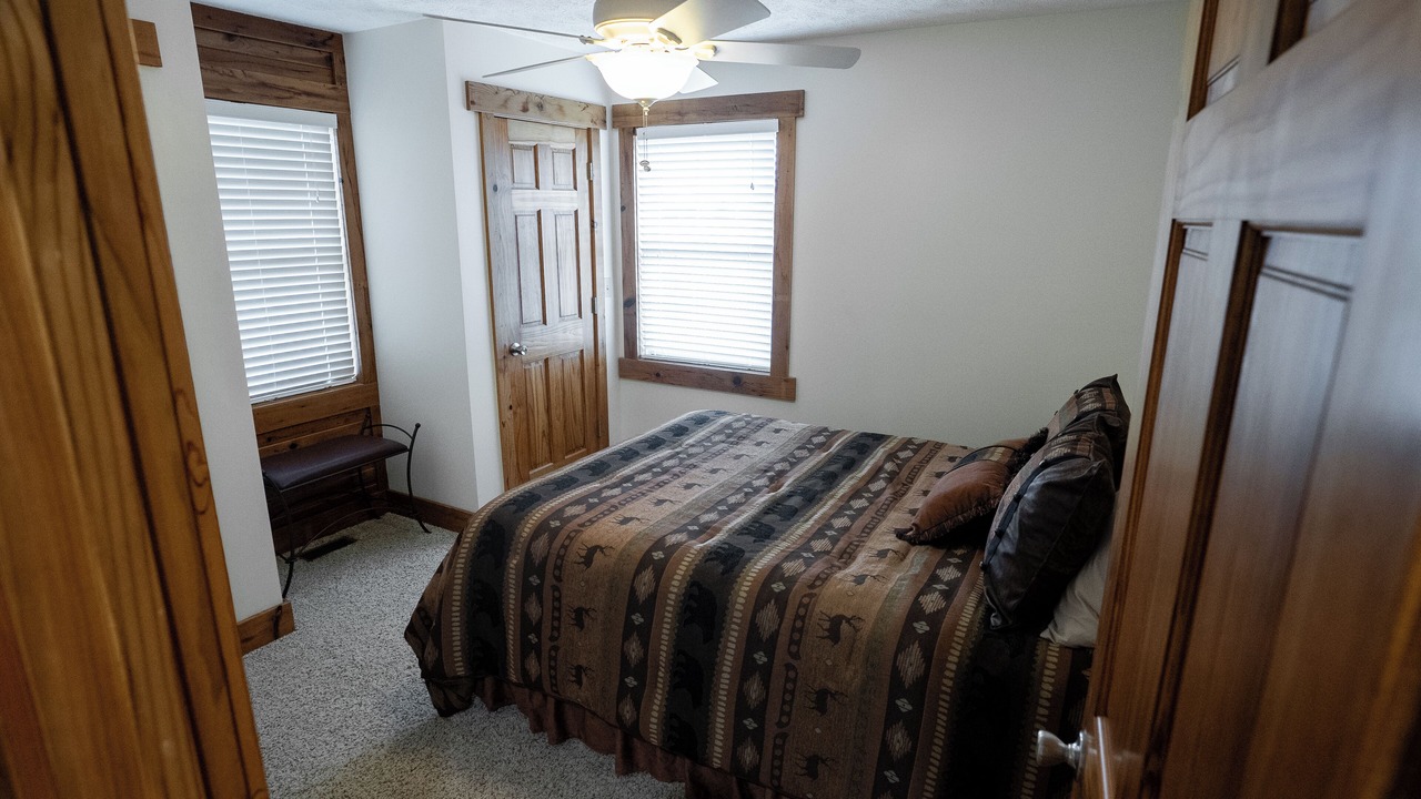 Photo of Bedroom in Bourbon County