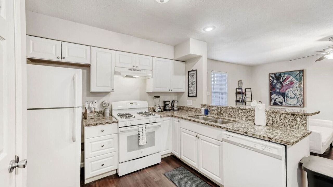 Photo of Kitchen in Franklin Park