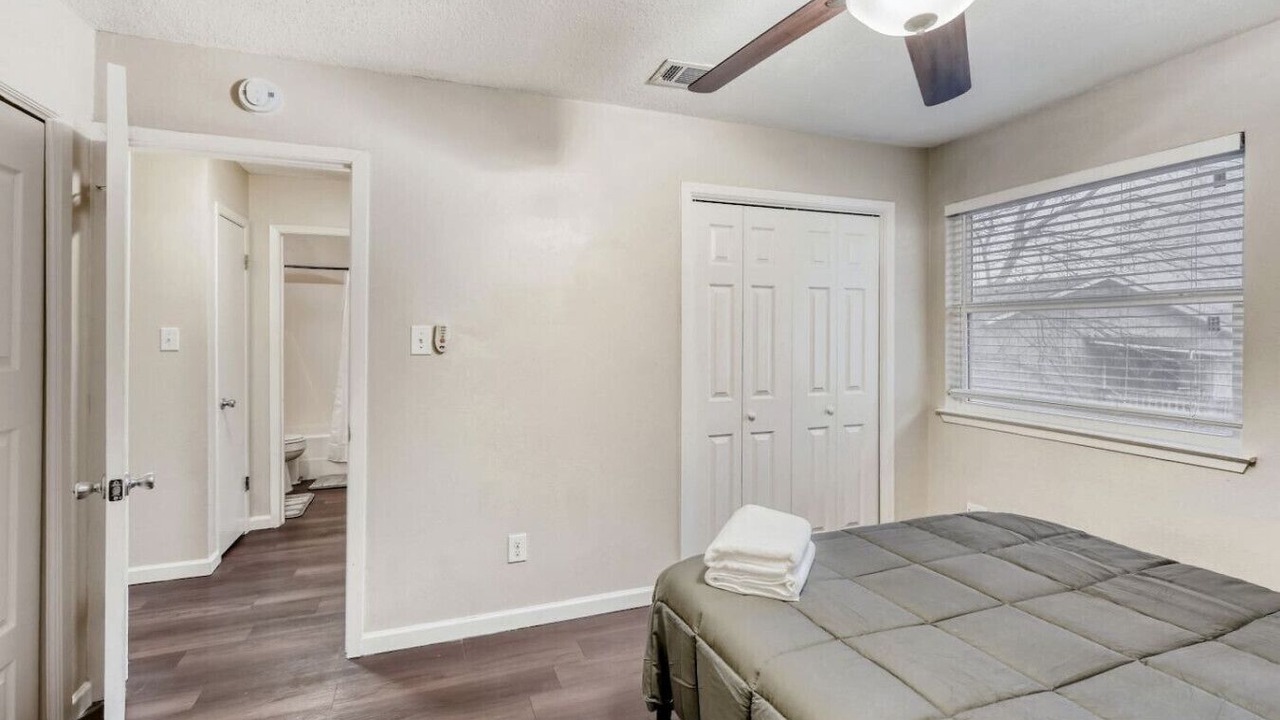 Photo of Bedroom in Franklin Park