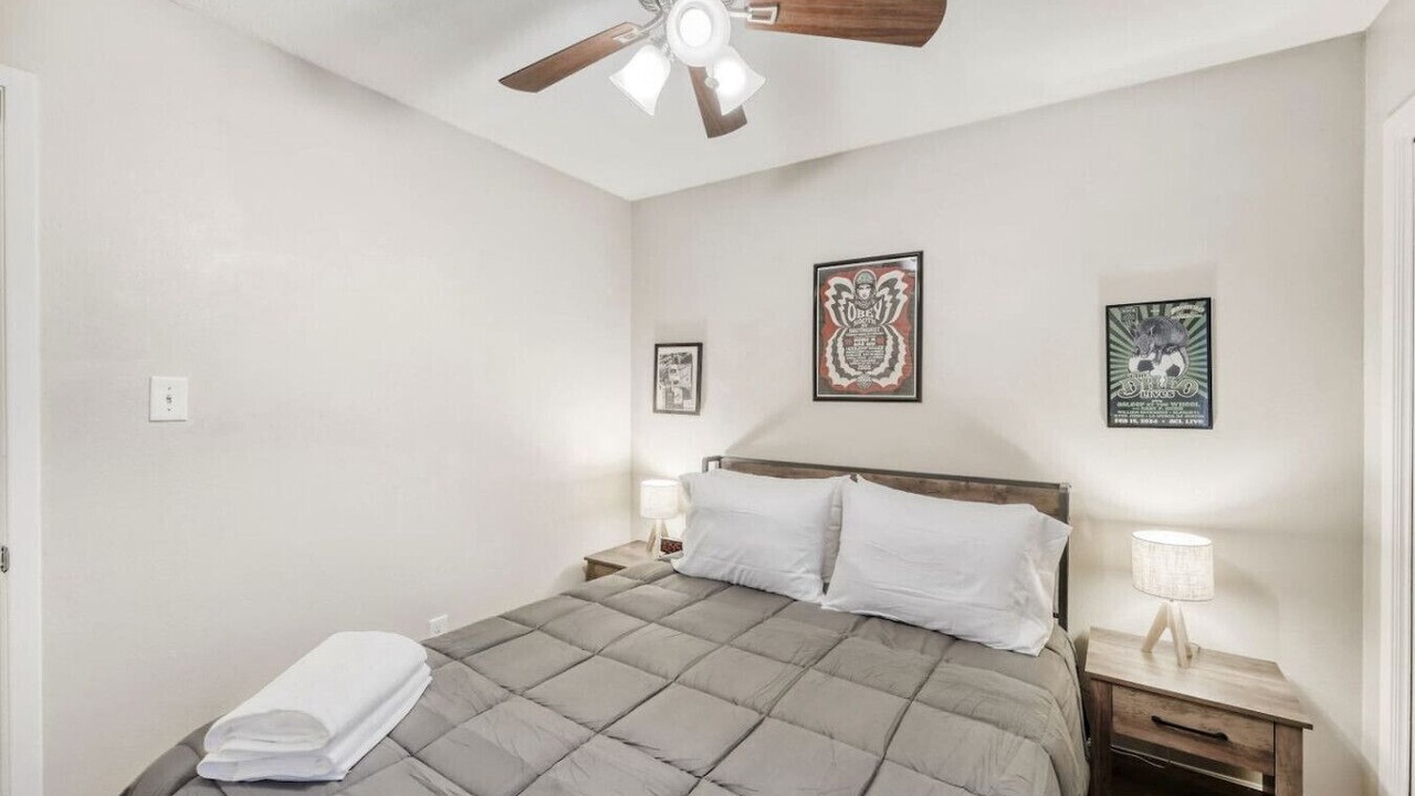 Photo of Bedroom in Franklin Park