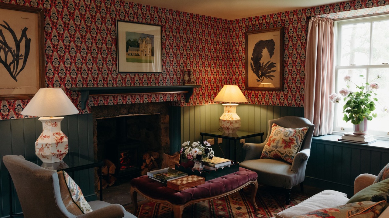 Photo of Livingroom in Aboyne