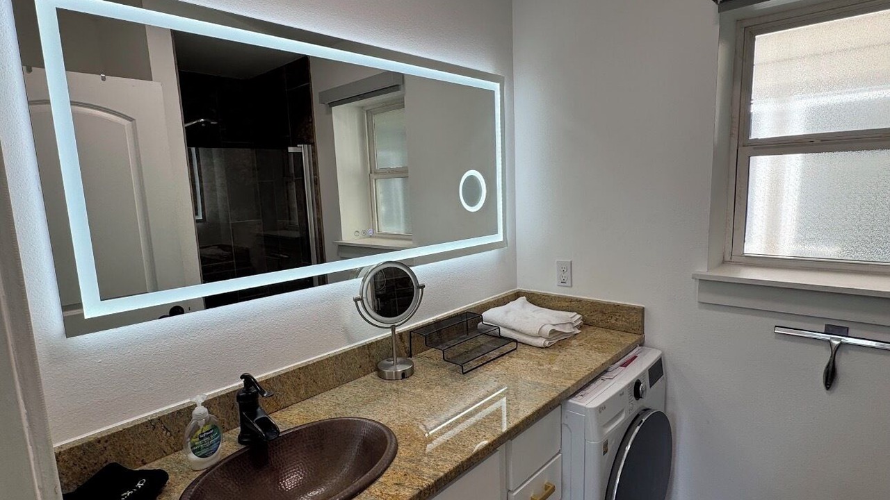 Photo of Bathroom in Brentwood