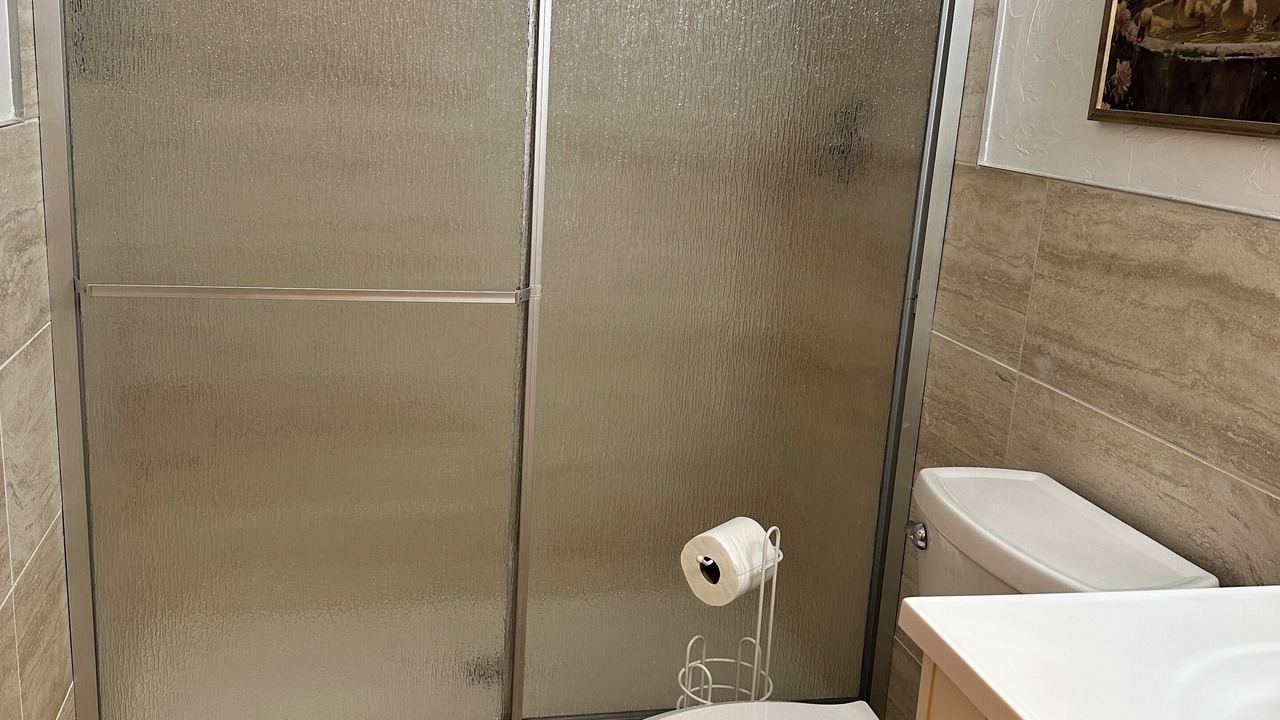 Photo of Bathroom in Garden City