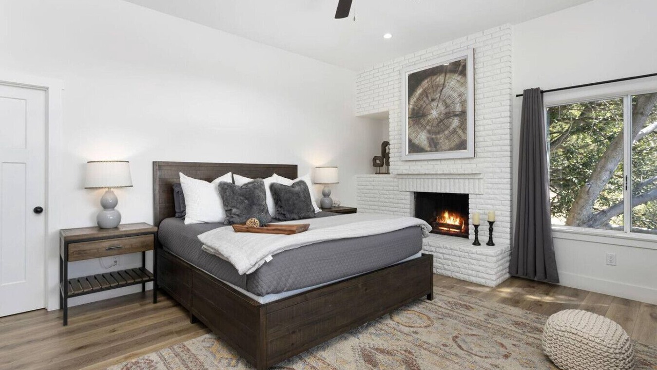 Photo of Bedroom in Lake Arrowhead