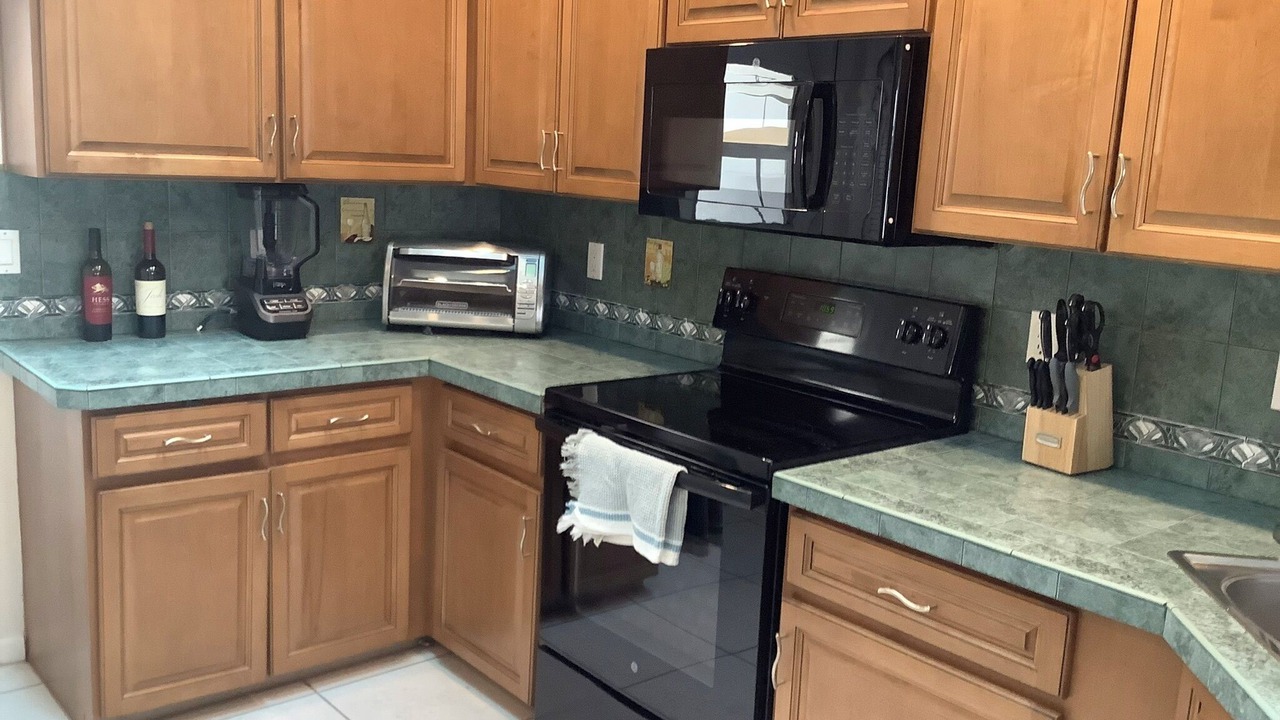 Photo of Kitchen in Samsula-Spruce Creek