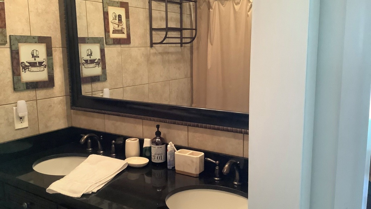 Photo of Bathroom in Samsula-Spruce Creek