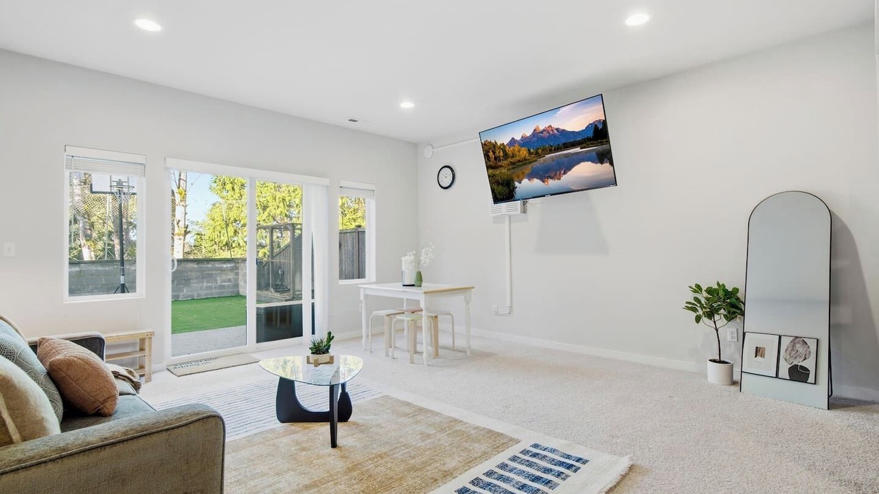 Photo of Livingroom in North Creek