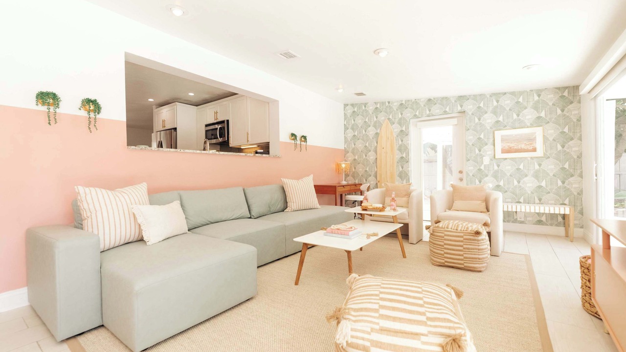 Photo of Livingroom in Coral Brook