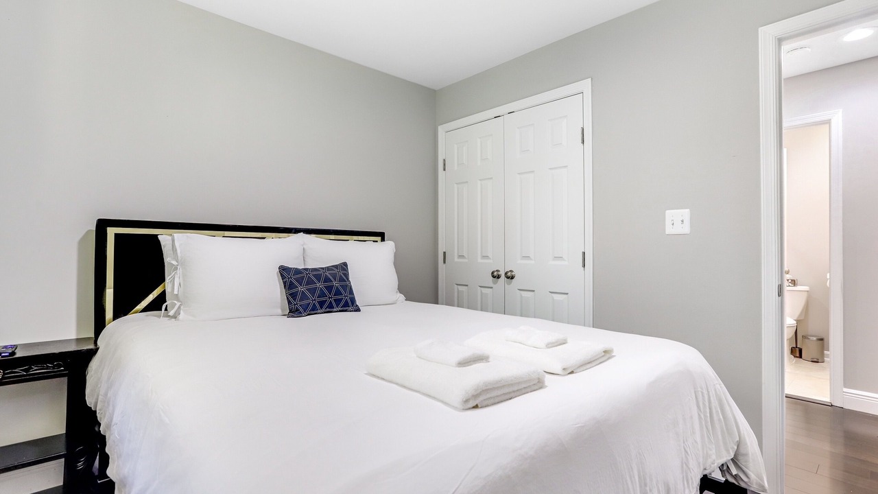 Photo of Bedroom in Camp Springs