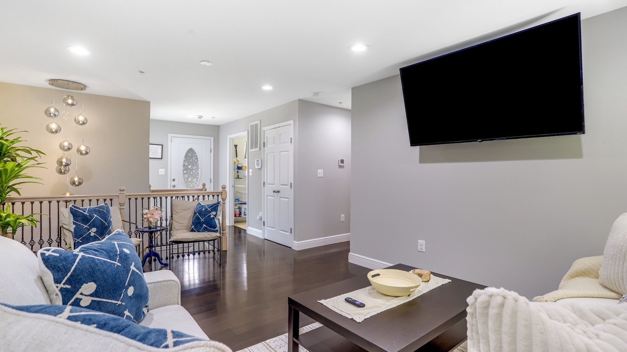 Photo of Livingroom in Camp Springs