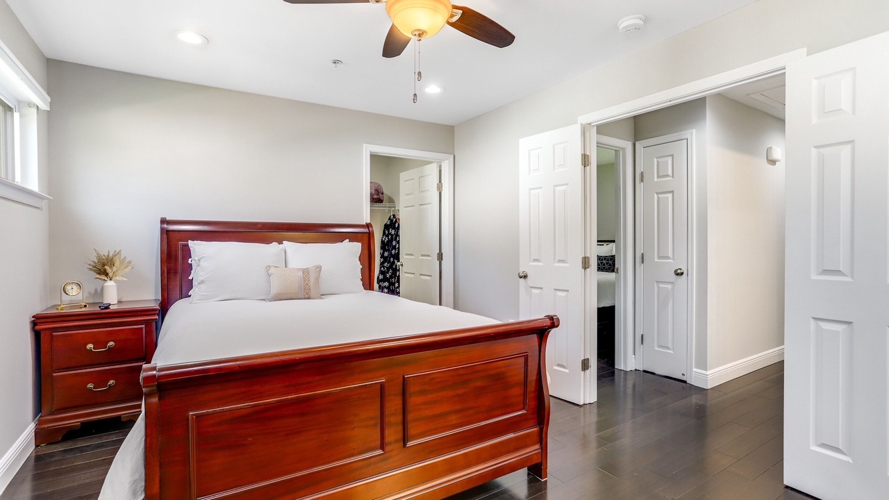 Photo of Bedroom in Camp Springs