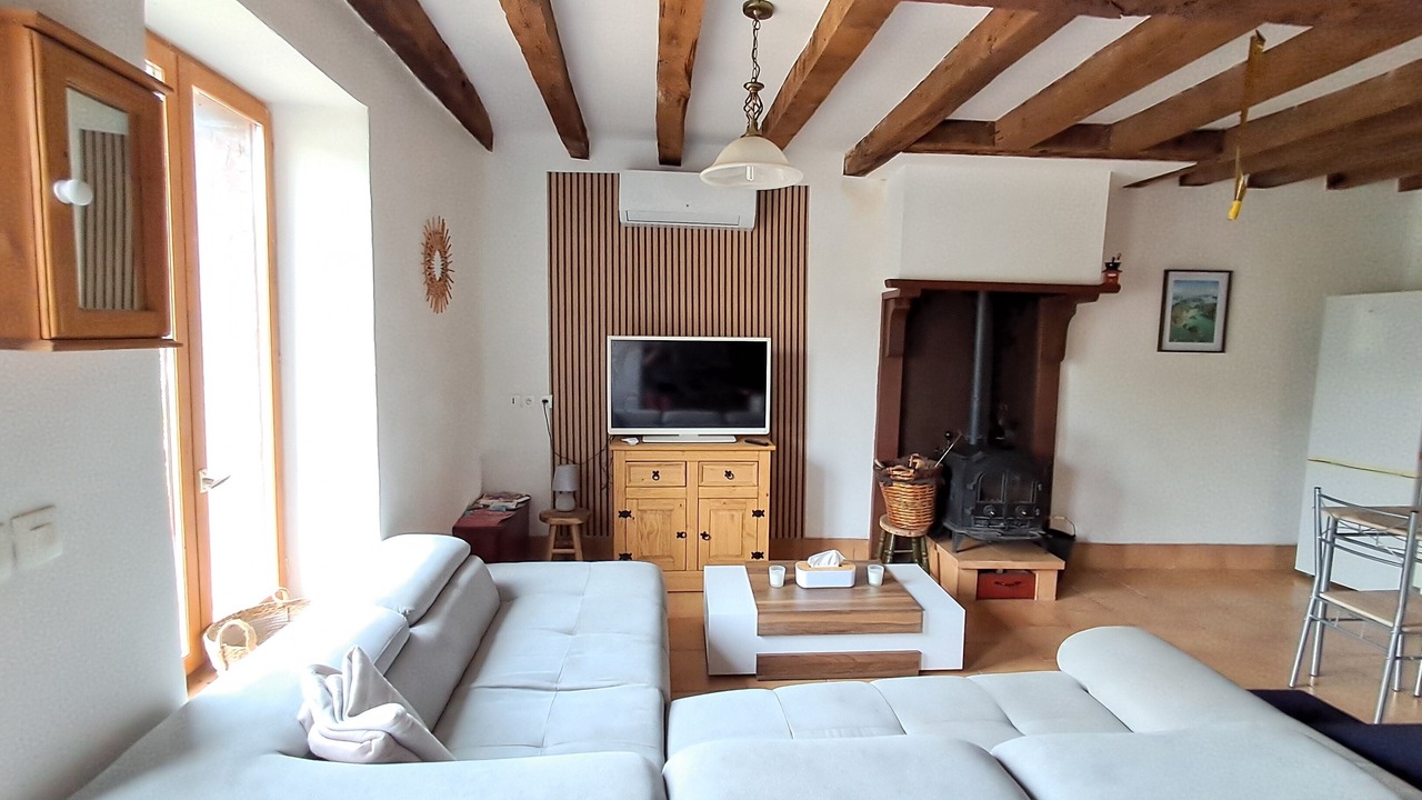 Photo of Livingroom in Roussines