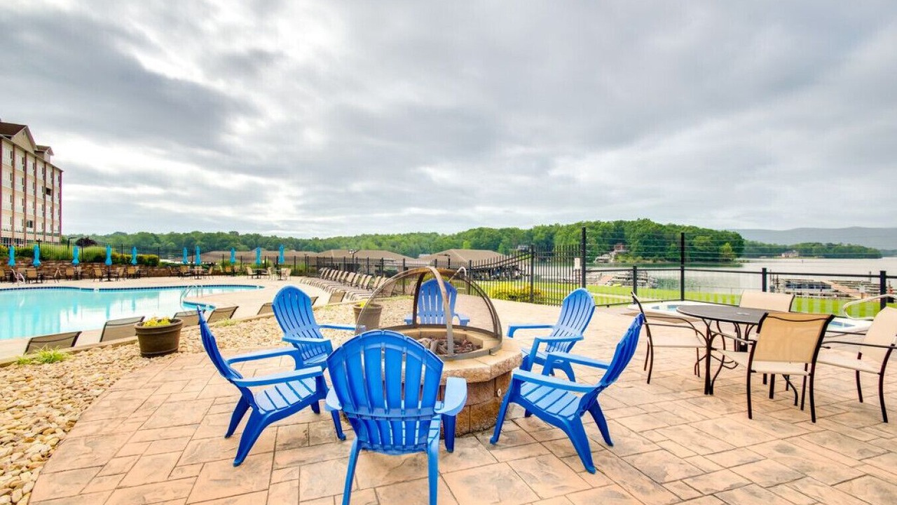 Photo of Outdoor in Smith Mountain Lake