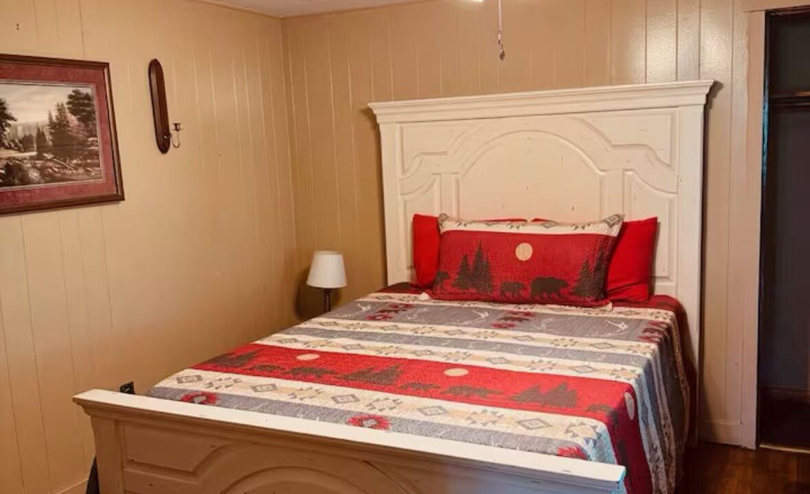 Photo of Bedroom in McArthur