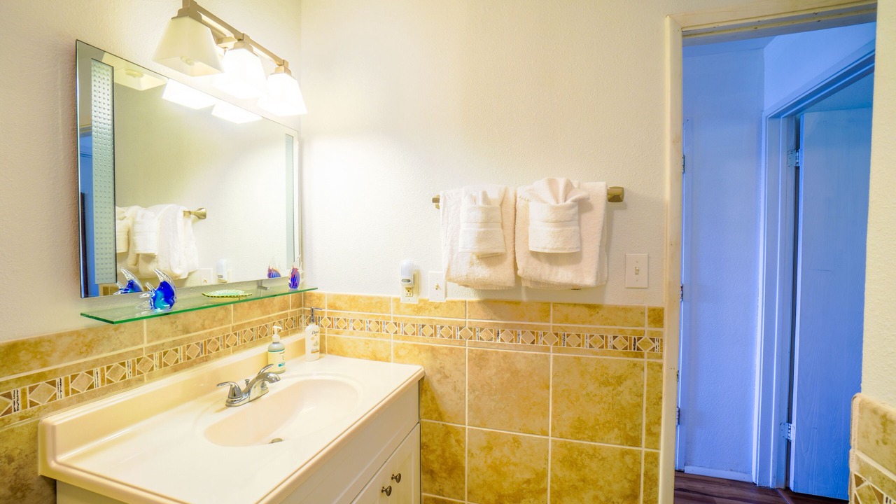 Photo of Bathroom in Ualapue