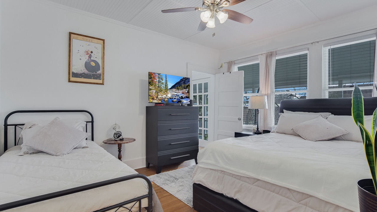 Photo of Bedroom in La Grange