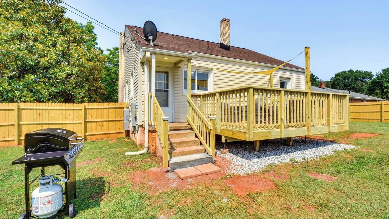 Photo of Patio Balcony in Seneca
