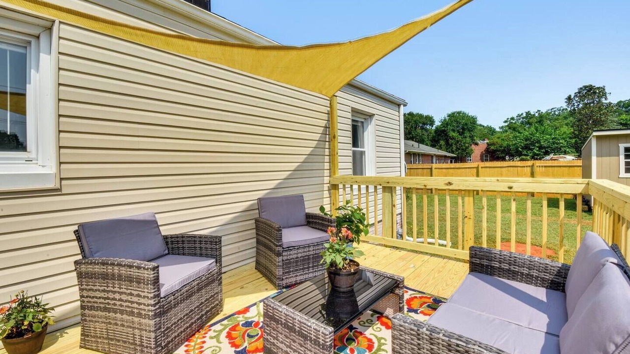 Photo of Patio Balcony in Seneca