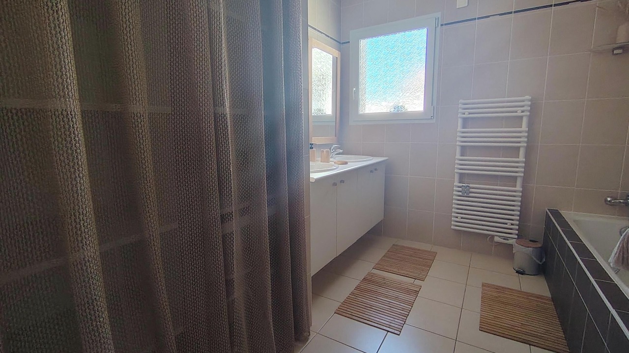 Photo of Bathroom in Bois-de-Cene