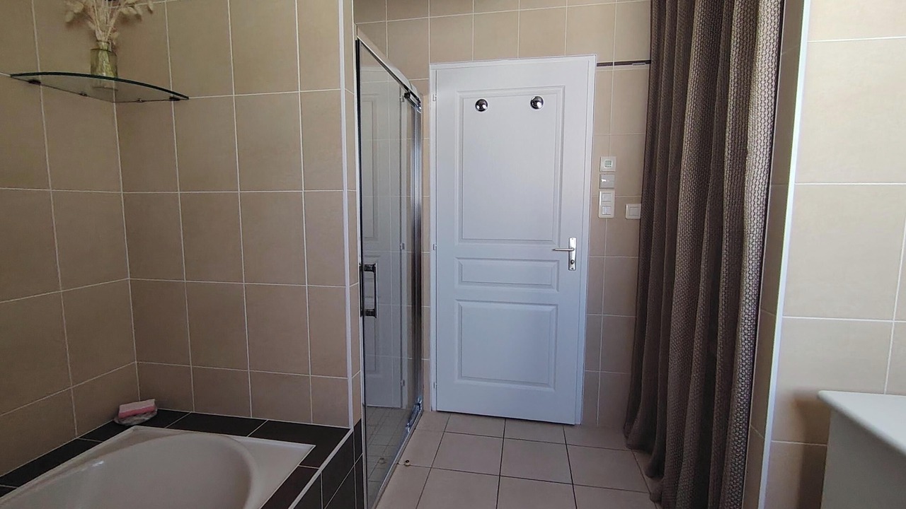 Photo of Bathroom in Bois-de-Cene