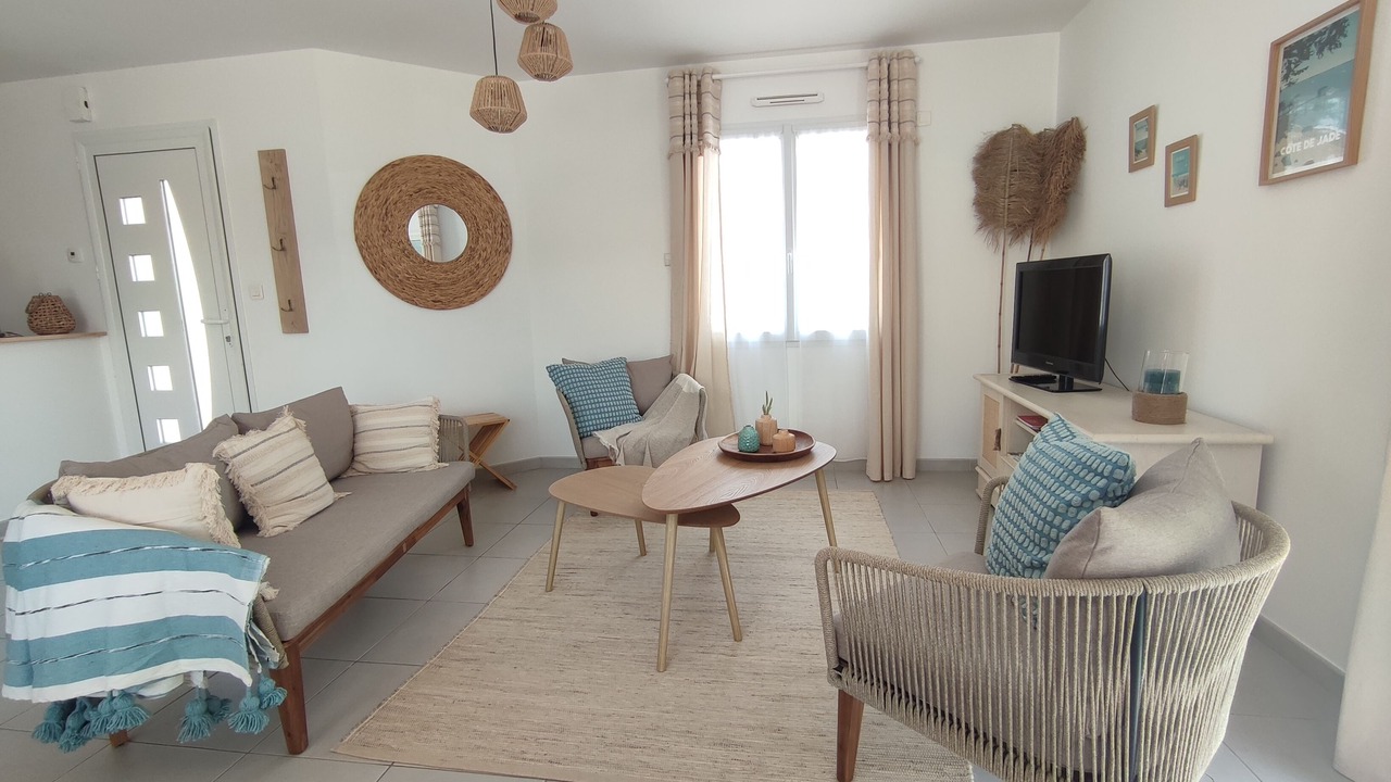Photo of Livingroom in Bois-de-Cene