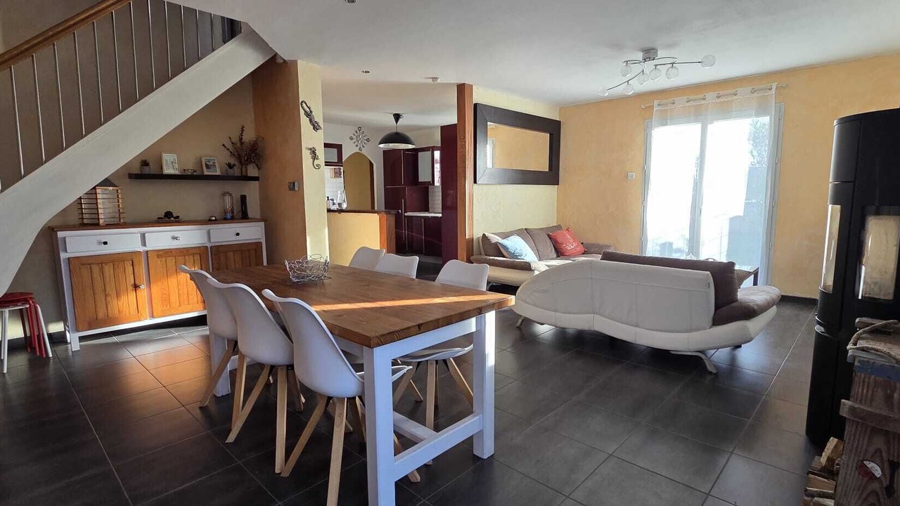 Photo of Livingroom in Saint-Pere