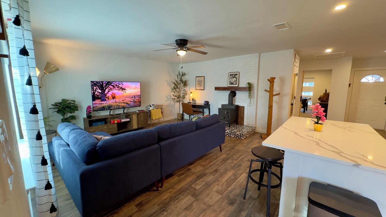 Photo of Livingroom in Denton