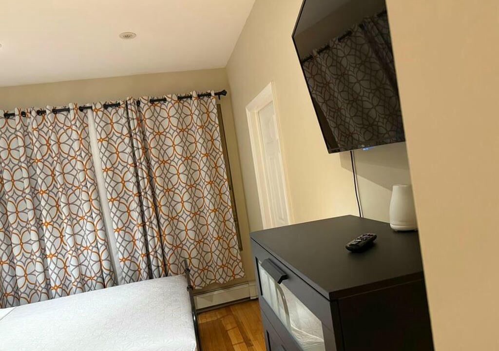 Photo of Bedroom in Cypress Hills