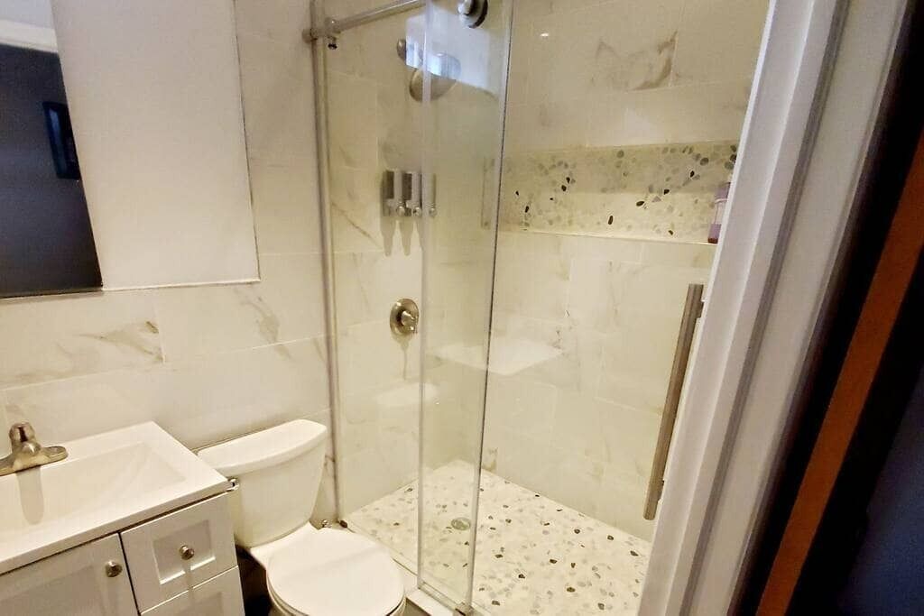 Photo of Bathroom in Cypress Hills