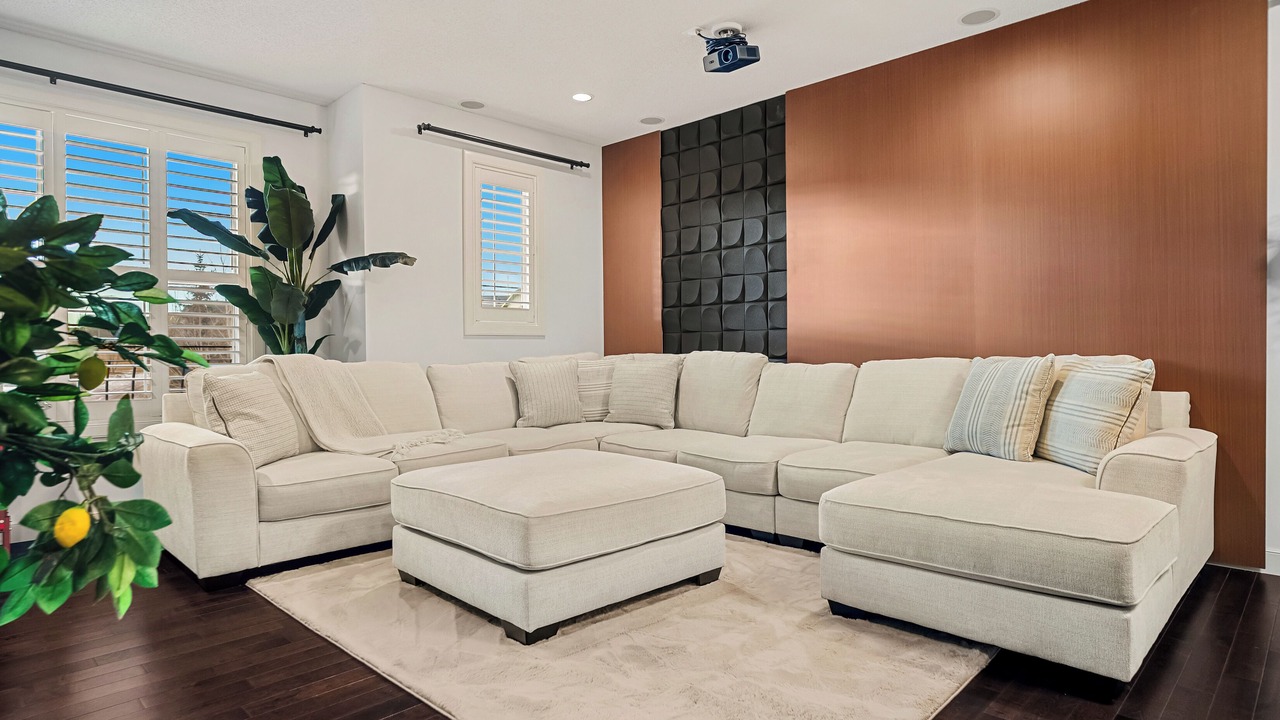Photo of Livingroom in Cranston