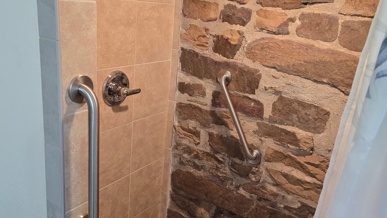 Photo of Bathroom in Prairie Grove
