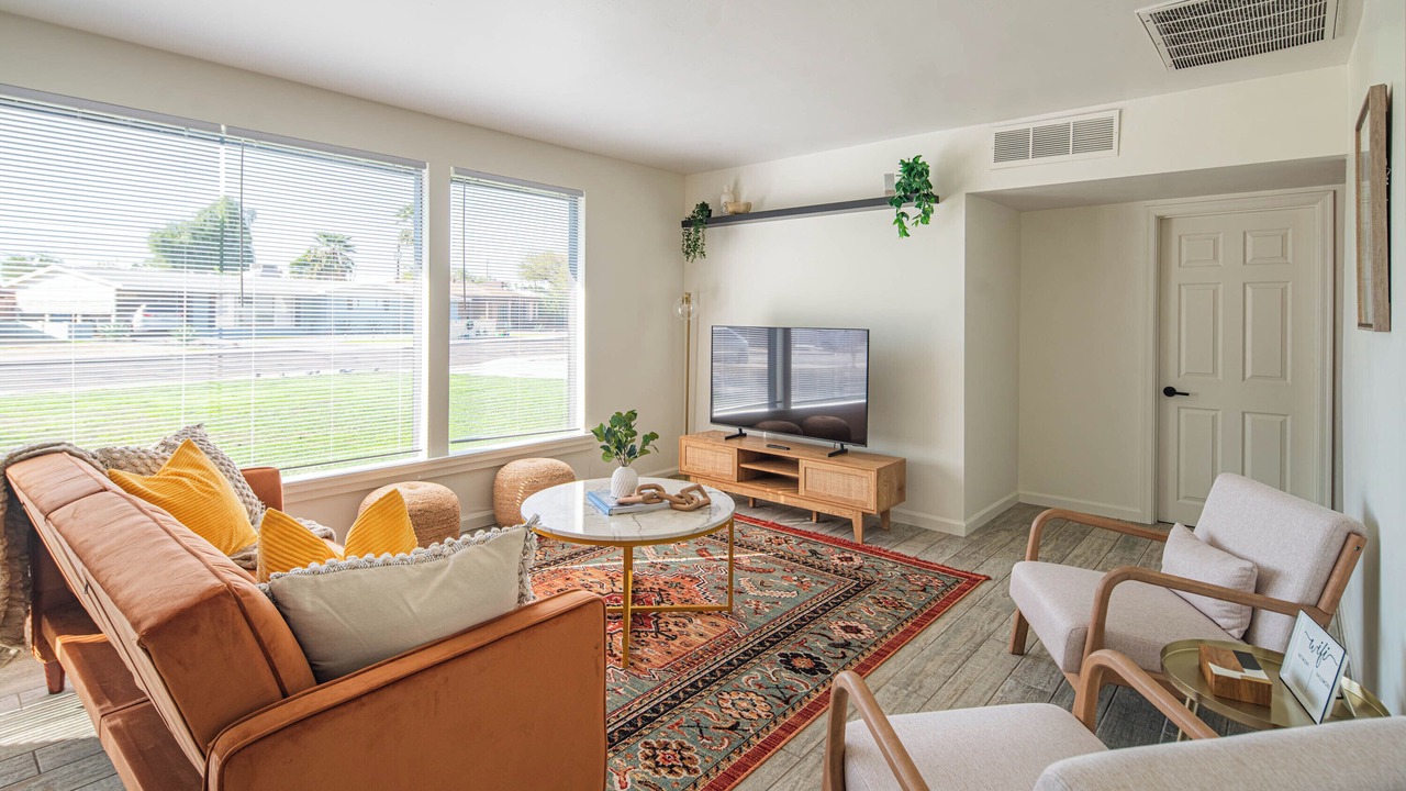Photo of Livingroom in Encanto