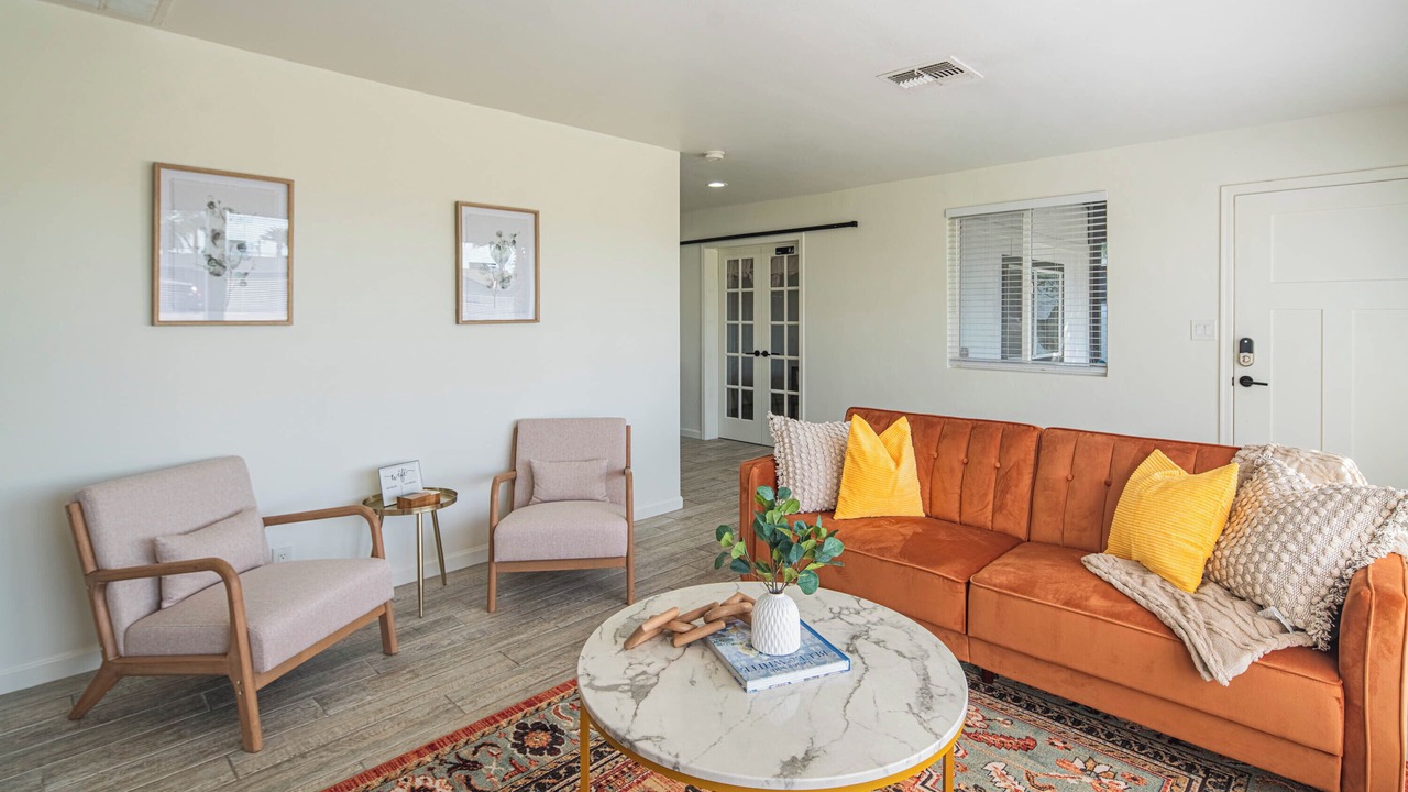 Photo of Livingroom in Encanto