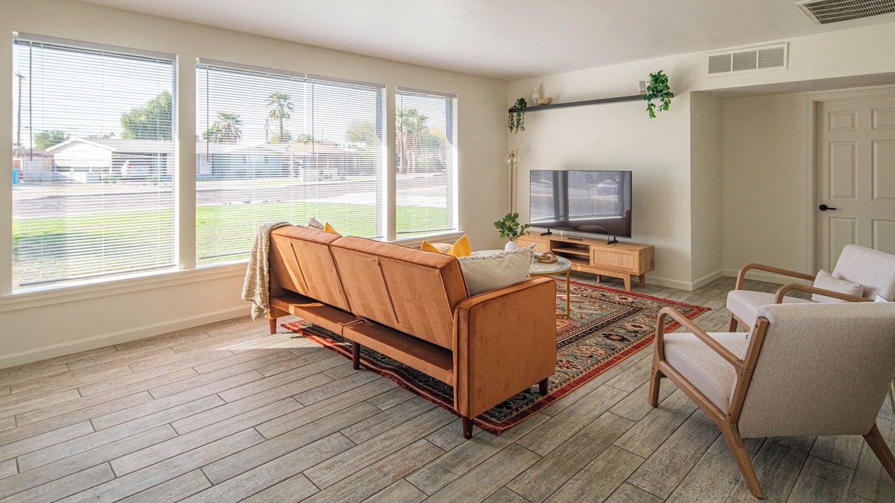 Photo of Livingroom in Encanto