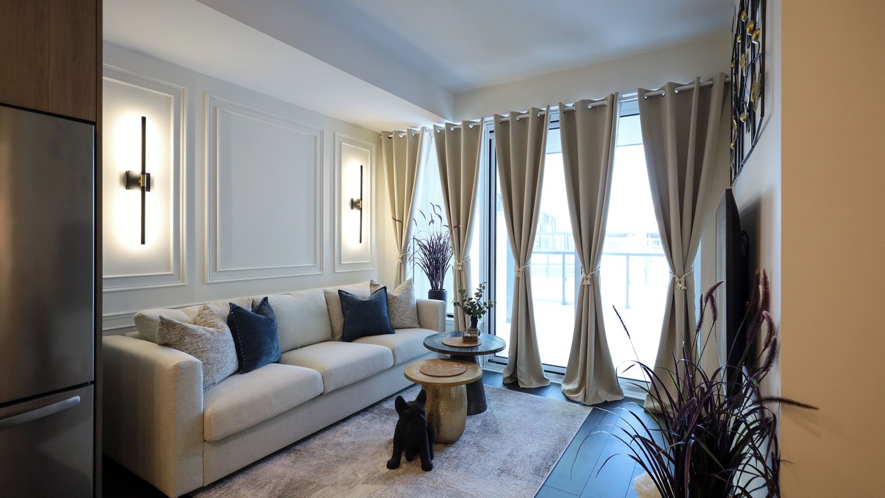 Photo of Livingroom in Big Bay Point