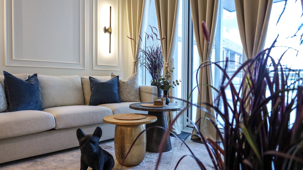 Photo of Livingroom in Big Bay Point