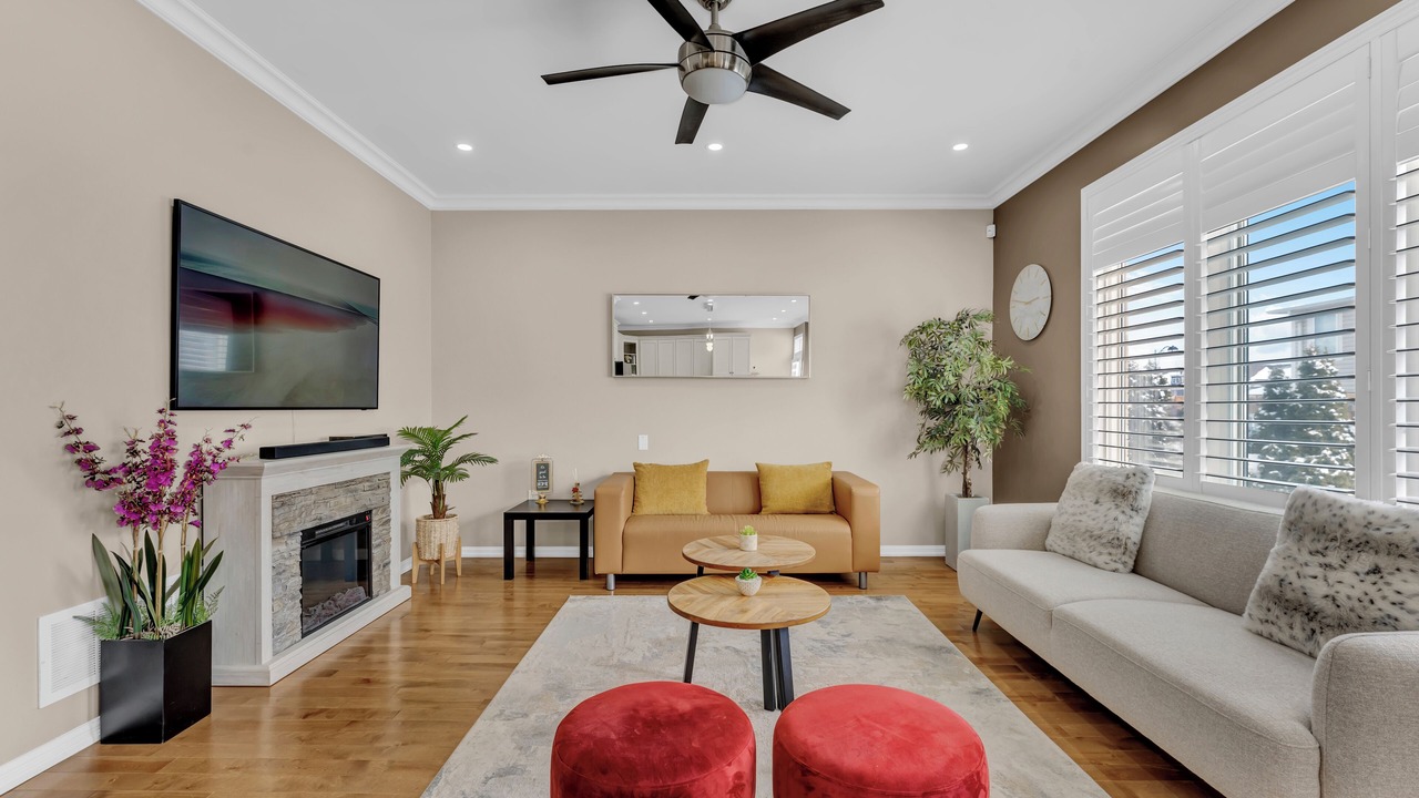 Photo of Livingroom in Milton