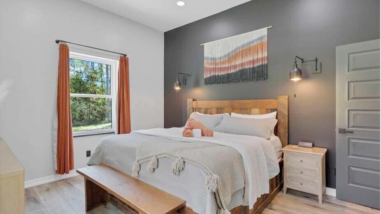 Photo of Bedroom in Sugar Grove