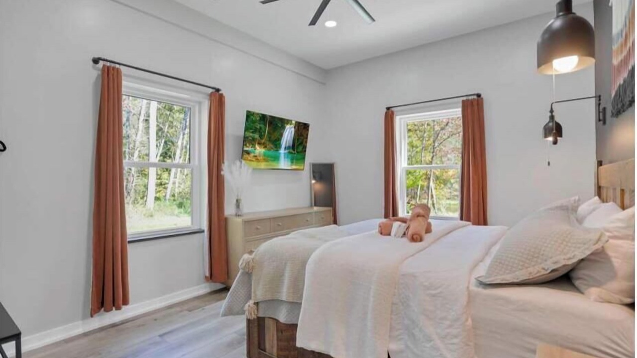 Photo of Bedroom in Sugar Grove