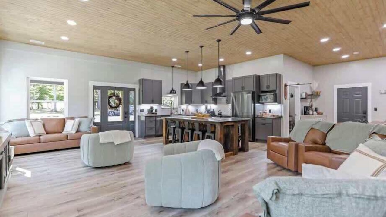 Photo of Livingroom in Sugar Grove