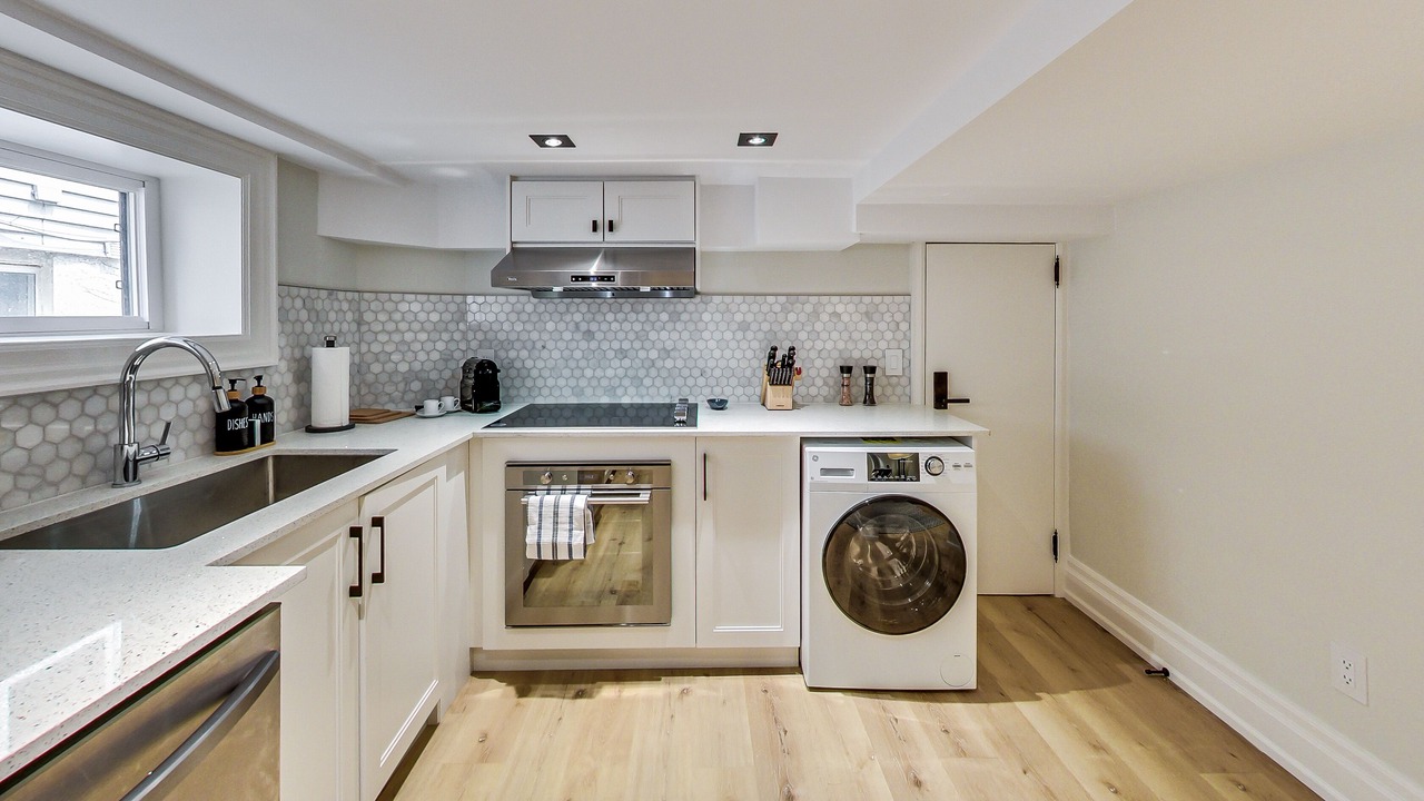 Photo of Kitchen in Yonge-Eglinton