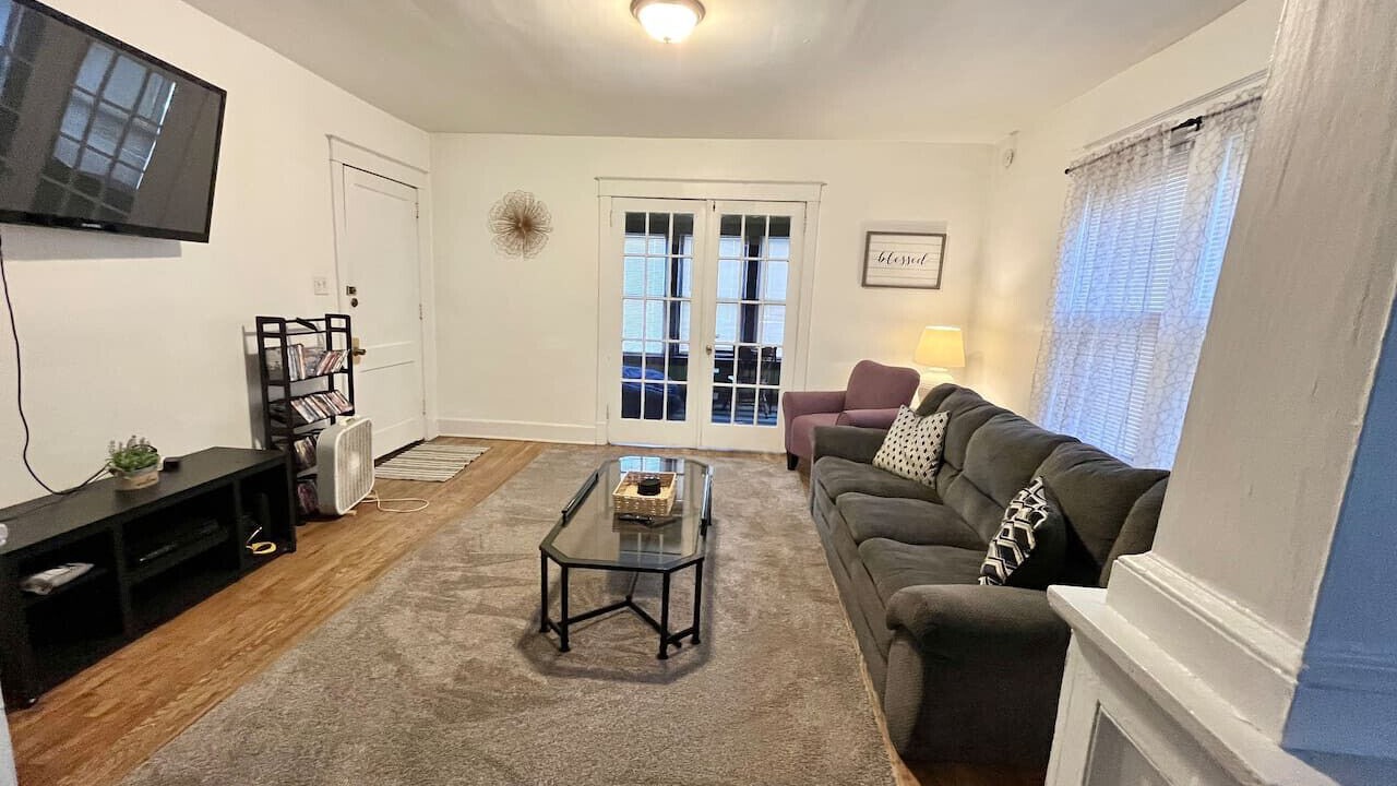 Photo of Livingroom in Binghamton
