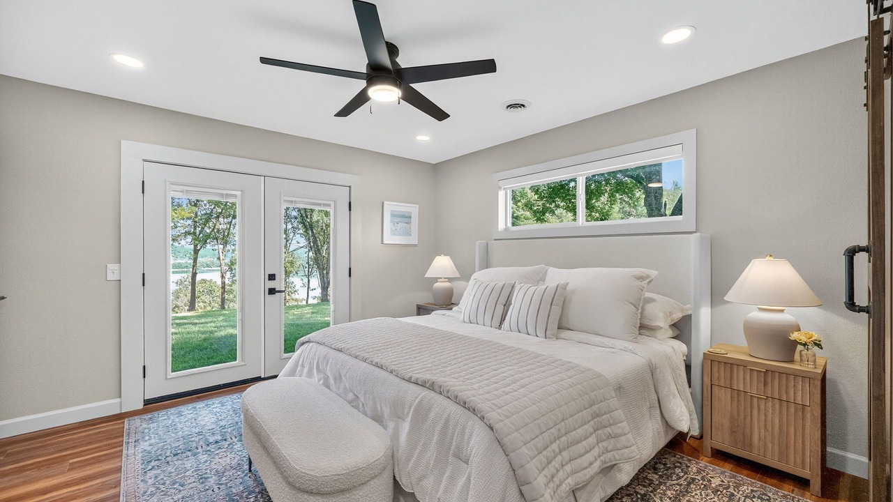 Photo of Bedroom in White Pine